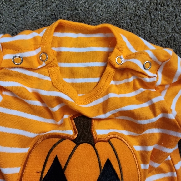 Orange Stripped Halloween Footed Sleeper, Kid's 3M - Picture 4 of 7